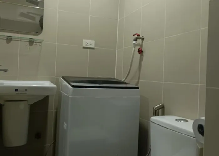 Smdc Red Residences Makati * Manila